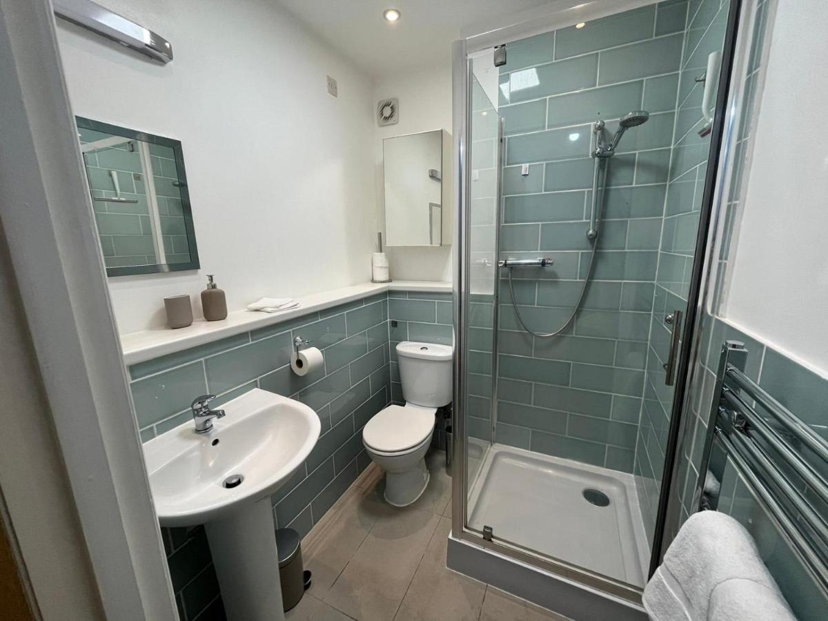 London Modern Flat Near Transports 아파트 외부 사진