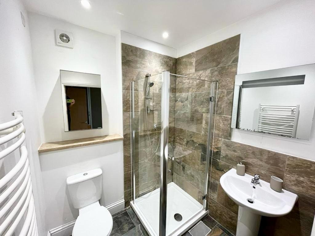 London Modern Flat Near Transports 아파트 외부 사진