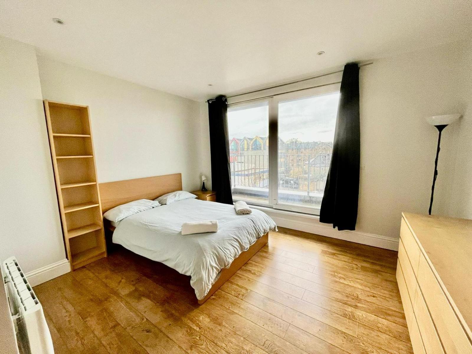 London Modern Flat Near Transports 아파트 외부 사진